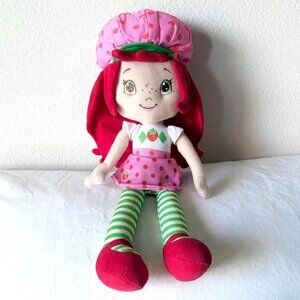 2015 Strawberry Shortcake Stuffed Animal Plush Doll
